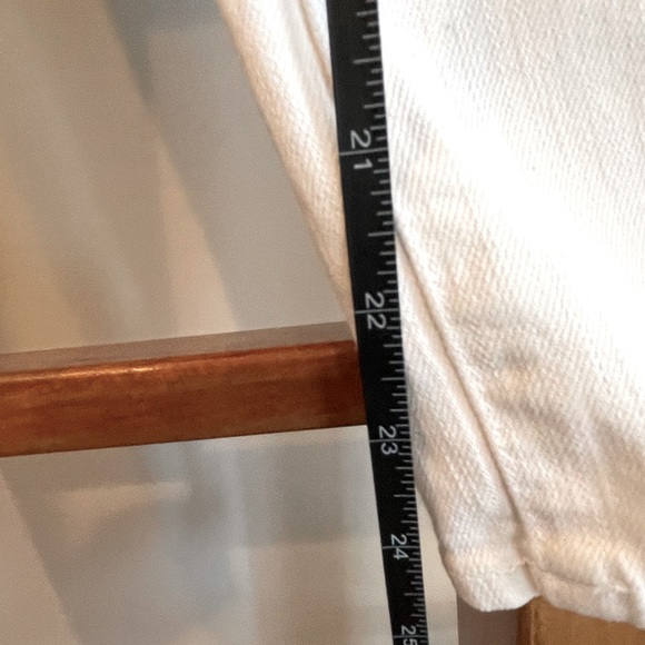 AG Adriano Goldschmied SZ 26 White Cigarette Crop Jeans! - Picture 5 of 9